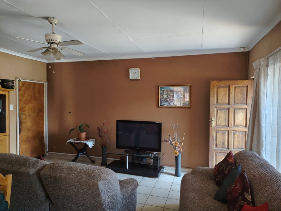 3 Bedroom Property for Sale in Waterval East North West